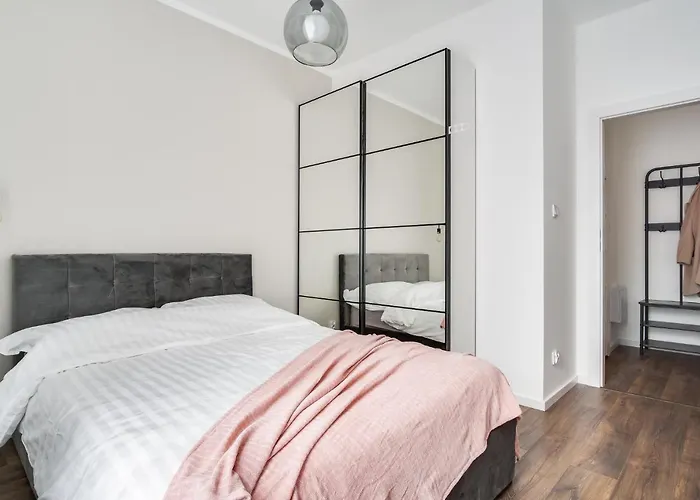 Apartament Chwaliszewo Z Balkonem - Free Parking